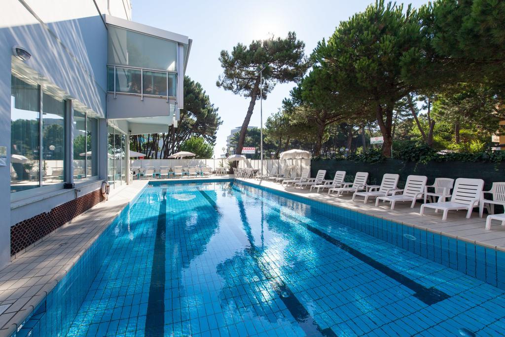 Hotel Sahara Milano Marittima Zewnętrze zdjęcie