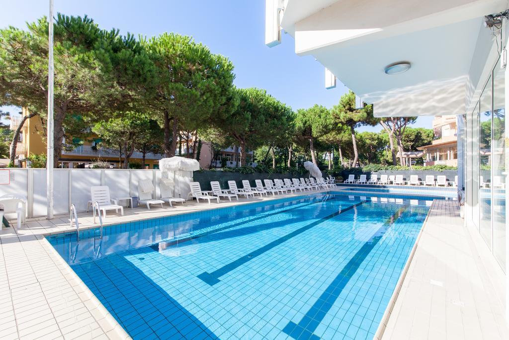 Hotel Sahara Milano Marittima Zewnętrze zdjęcie