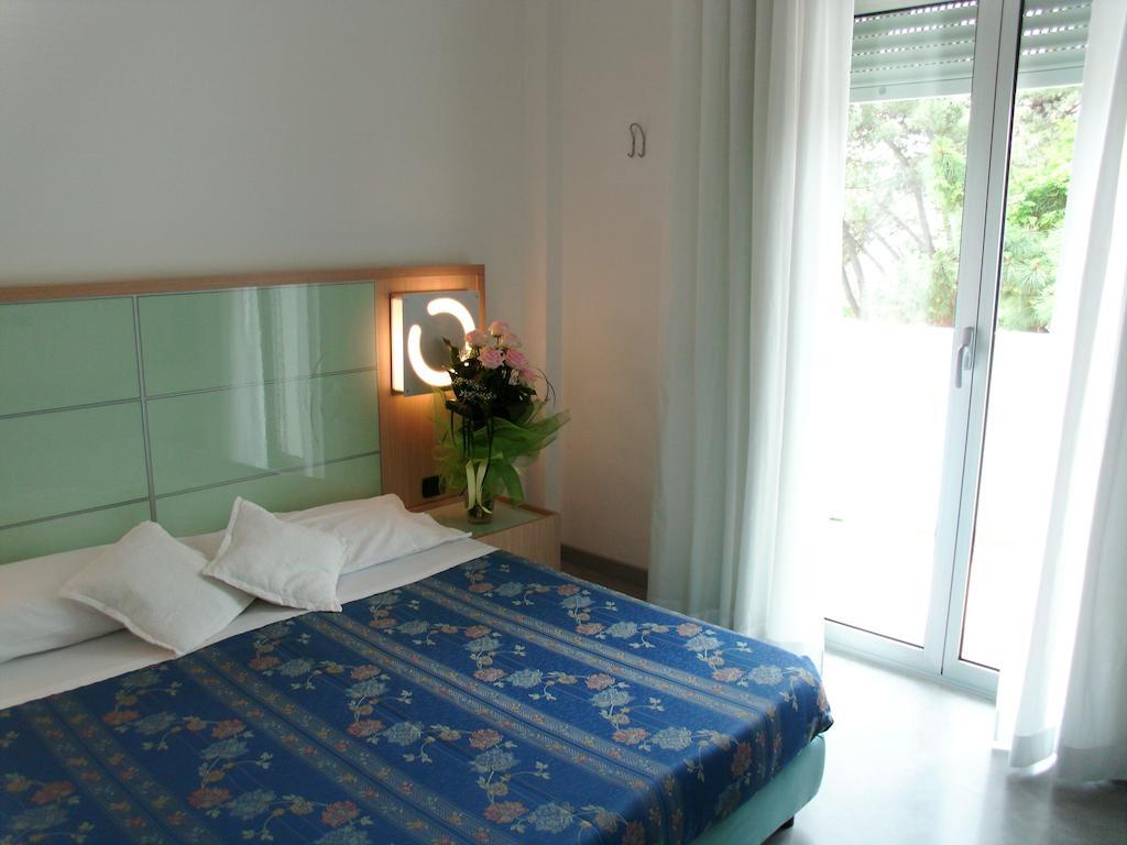 Hotel Sahara Milano Marittima Zewnętrze zdjęcie