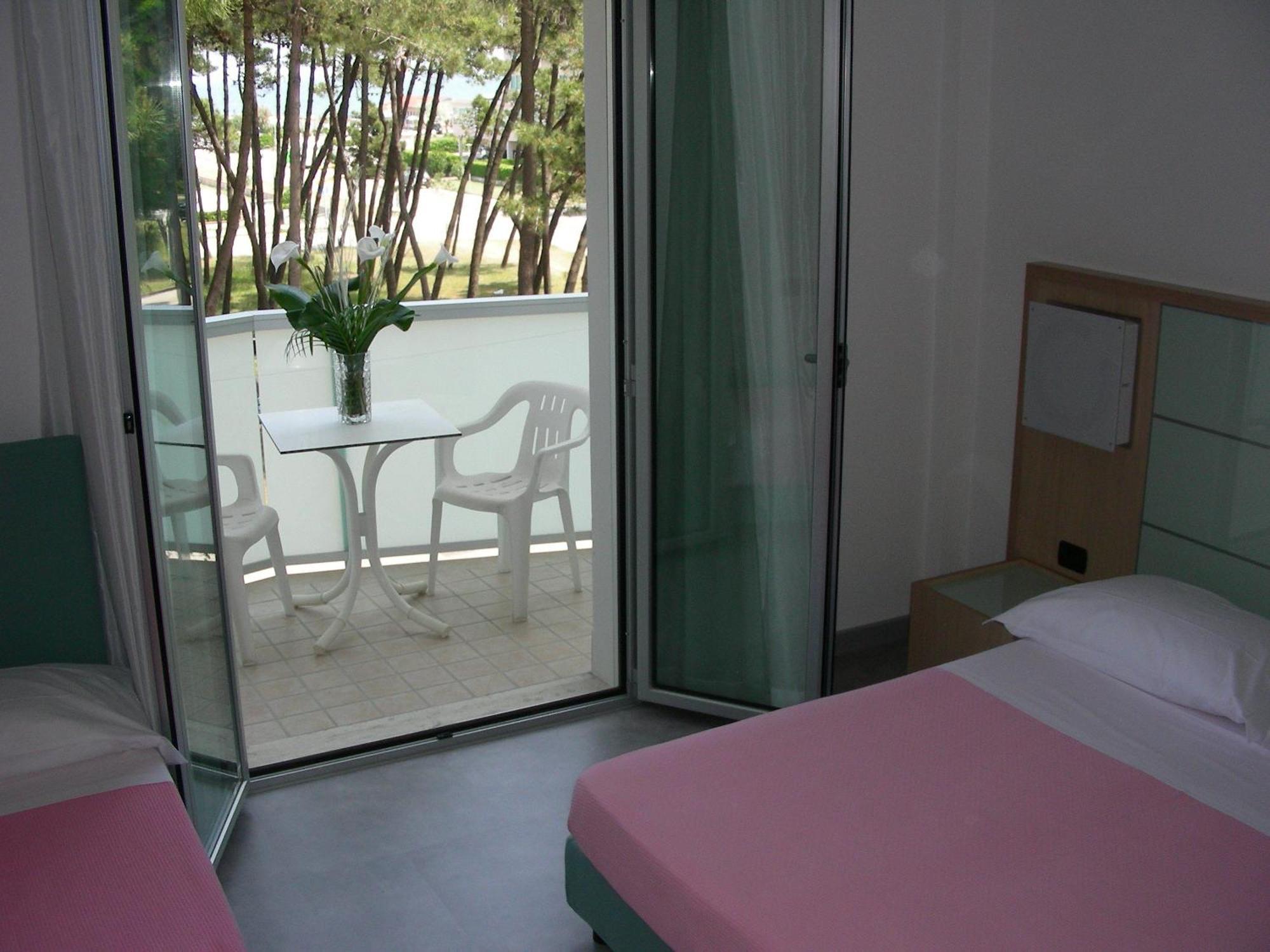 Hotel Sahara Milano Marittima Zewnętrze zdjęcie