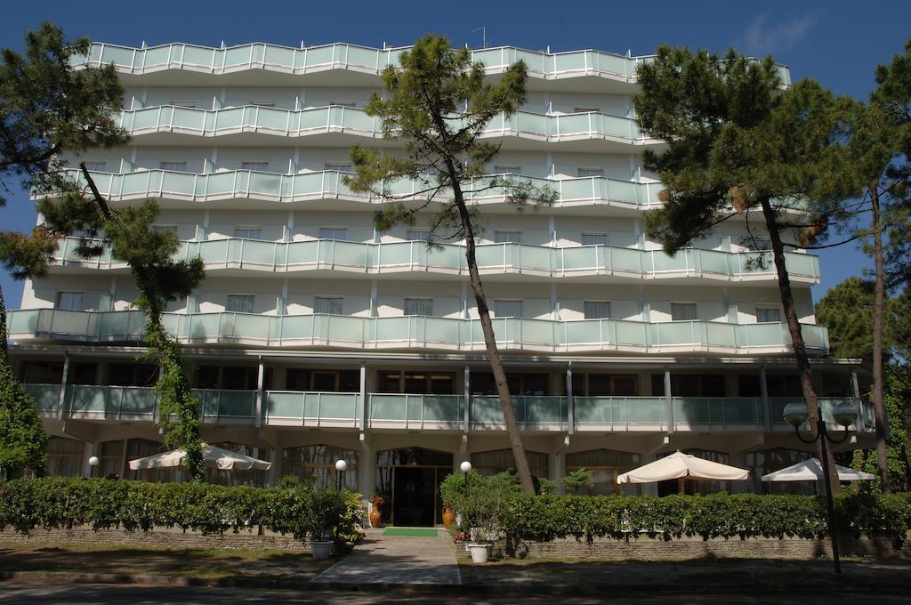 Hotel Sahara Milano Marittima Zewnętrze zdjęcie