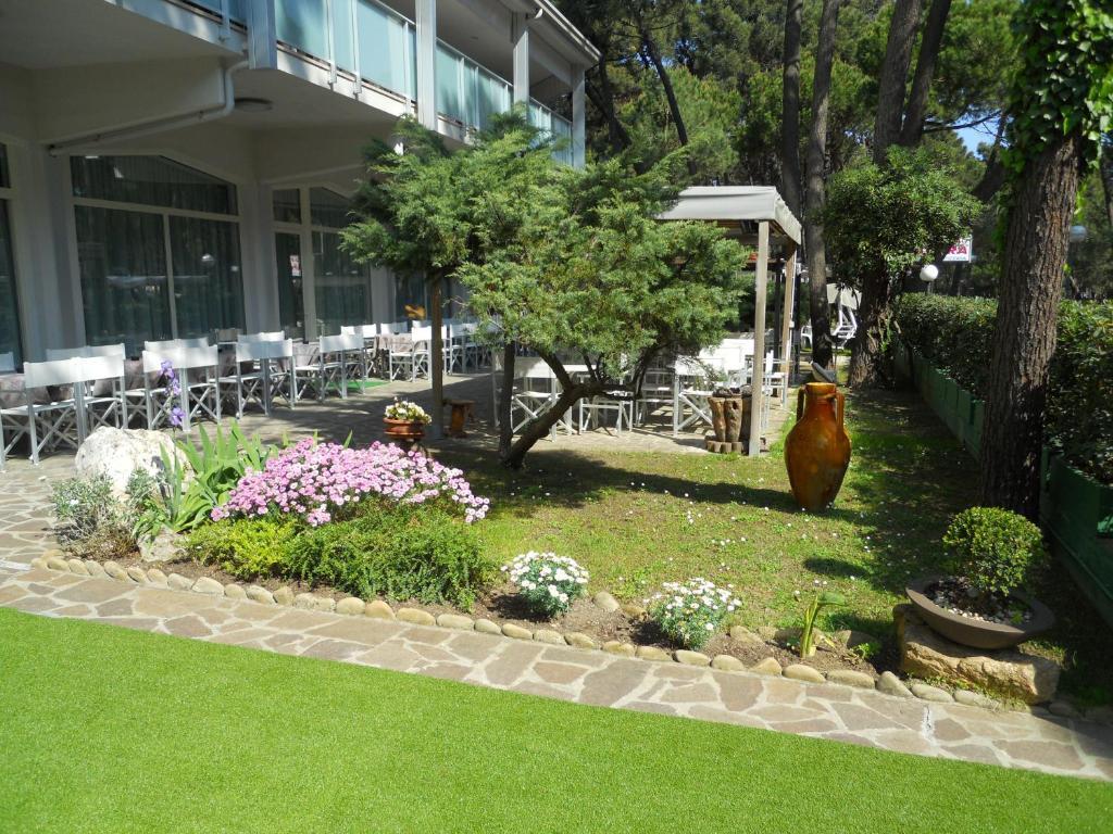 Hotel Sahara Milano Marittima Zewnętrze zdjęcie