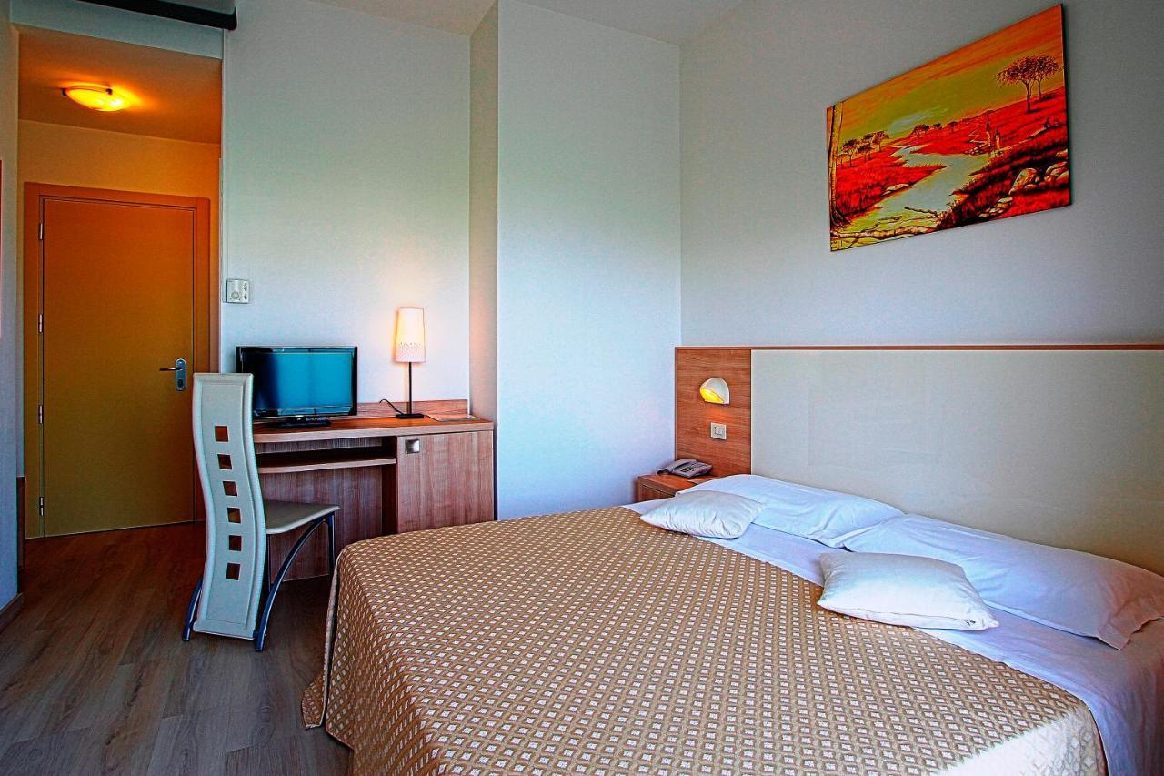 Hotel Sahara Milano Marittima Zewnętrze zdjęcie