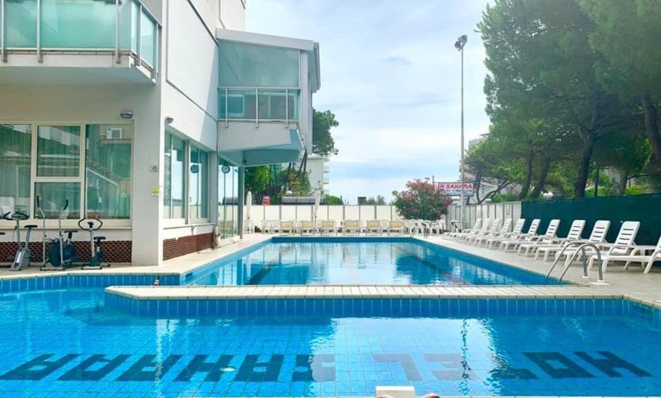 Hotel Sahara Milano Marittima Zewnętrze zdjęcie