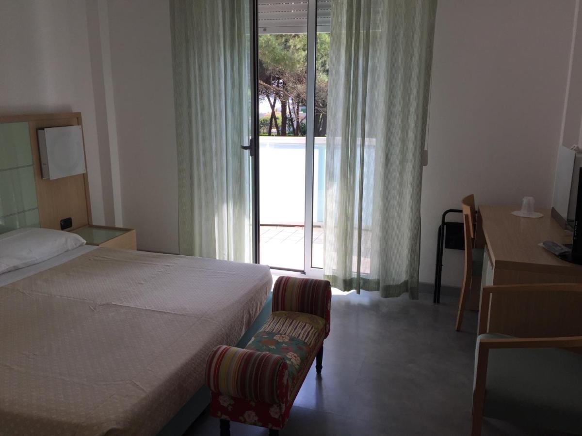 Hotel Sahara Milano Marittima Zewnętrze zdjęcie